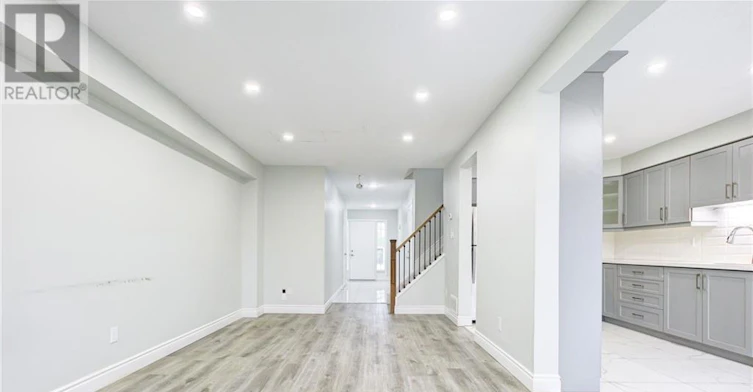 110 Commonwealth Street, Kitchener, ON, N2E 4K8 - 8