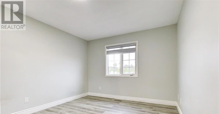 110 Commonwealth Street, Kitchener, ON, N2E 4K8 - 14
