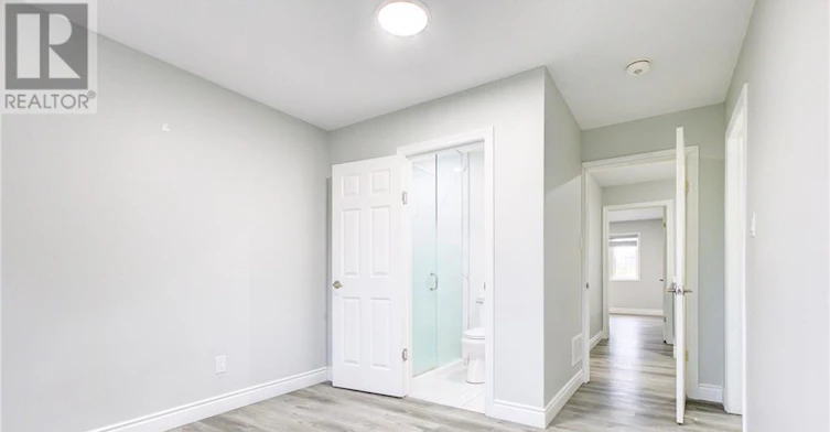 110 Commonwealth Street, Kitchener, ON, N2E 4K8 - 17