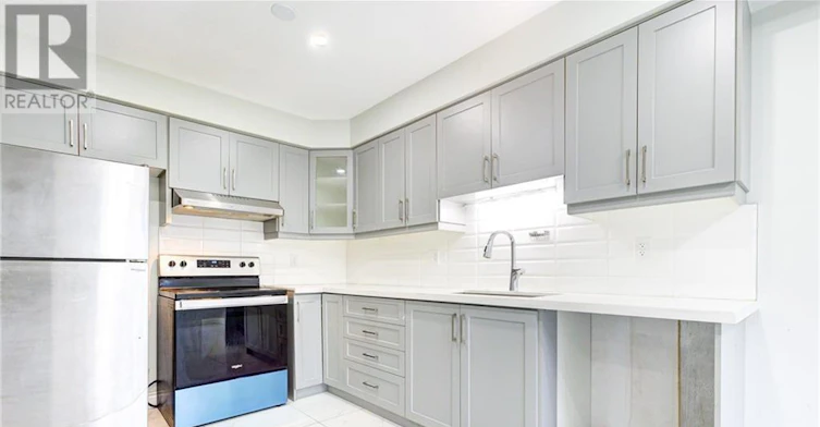 110 Commonwealth Street, Kitchener, ON, N2E 4K8 - 11