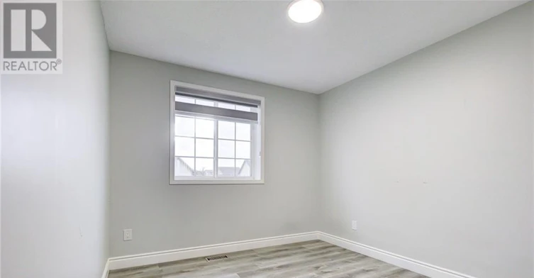 110 Commonwealth Street, Kitchener, ON, N2E 4K8 - 15