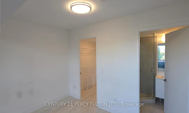 309-8 Tippett Road
