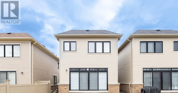 BSMT-30 Clipper Lane, Clarington, ON, L1C 4A9 - 2