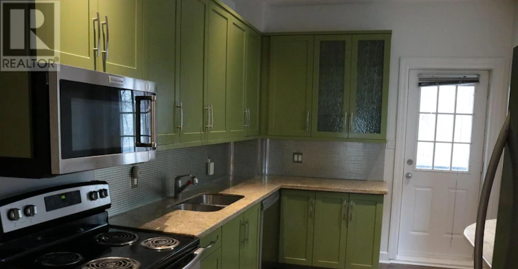 35 Ivy Crescent, Ottawa, ON, K1M 1Y1 - 8