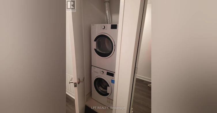 220-3900 Confederation Parkway, Mississauga, ON, L5B 0M3 - 12