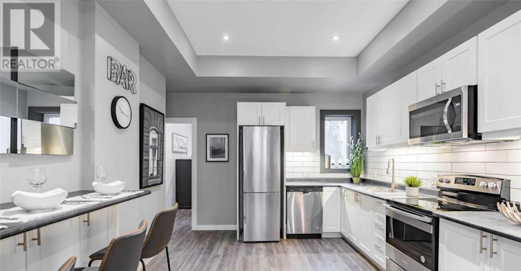 247 Lisgar Street, Toronto, ON, M6J 3G8 - 4