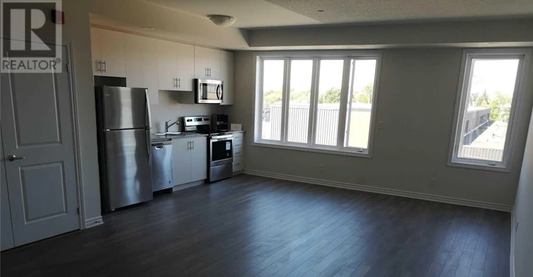 7-95 Eastwood Park Gardens, Toronto, ON, M8W 0B9 - 2