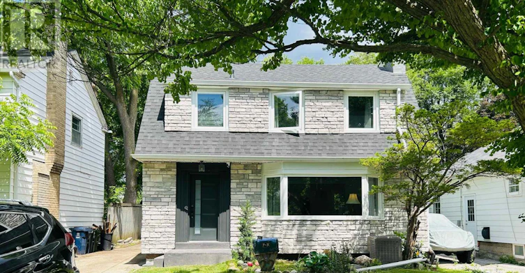 22 Wentworth Avenue, Toronto, ON, M2N 1T6