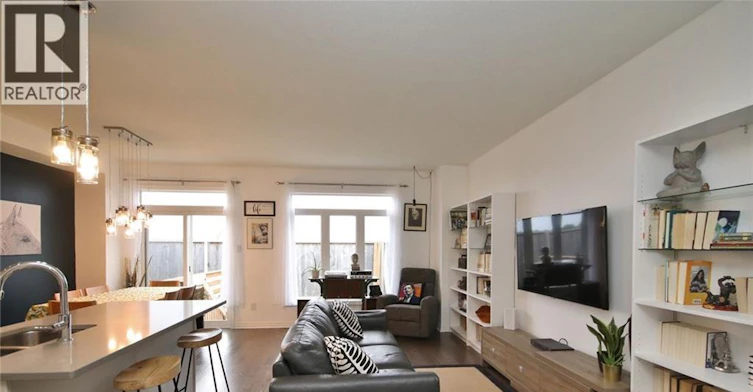 527 Rioja Street, Ottawa, ON, K2S 0V9 - 17