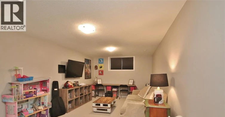 527 Rioja Street, Ottawa, ON, K2S 0V9 - 28