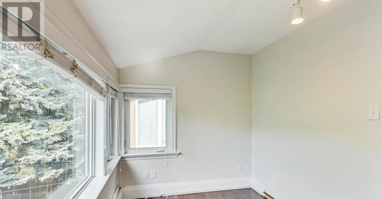 46 Alberta Avenue, Toronto, ON, M6H 2R6 - 24