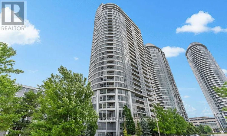 2207-151 Village Green Square