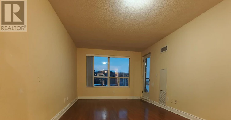 801-39 Galleria Parkway, Markham, ON, L3T 0A6 - 4