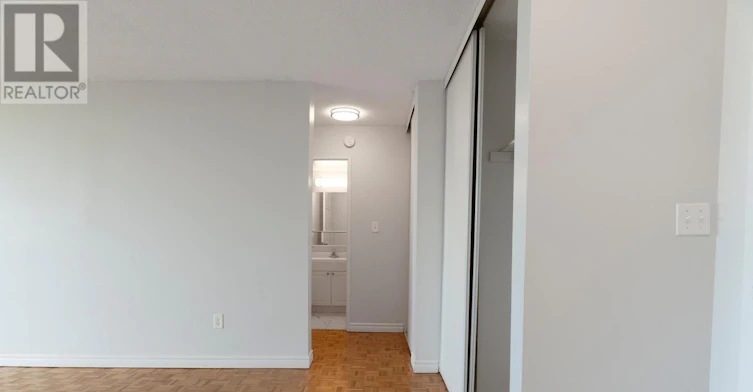 1003-150 Lakeshore Road W, Mississauga, ON, L5H 3R2 - 16