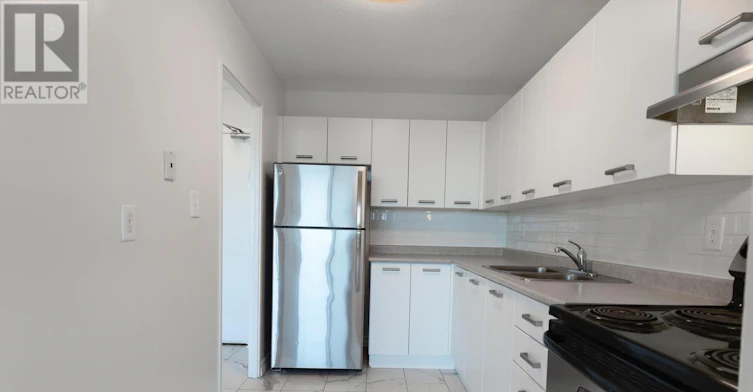 1003-150 Lakeshore Road W, Mississauga, ON, L5H 3R2 - 14