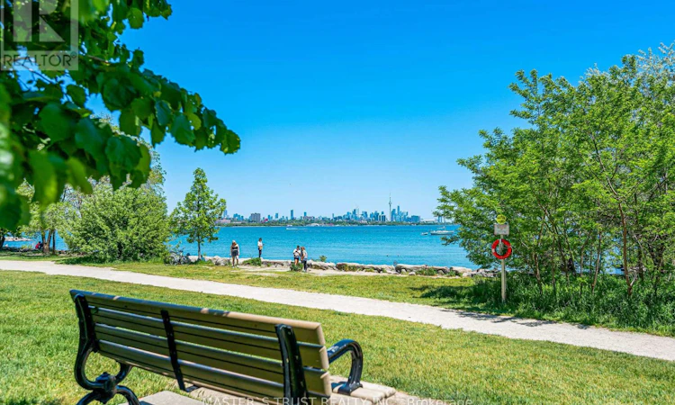 1109-56 Annie Craig Drive