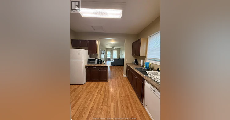 366 Bridge, Windsor, ON, N9B 2M4 - 15