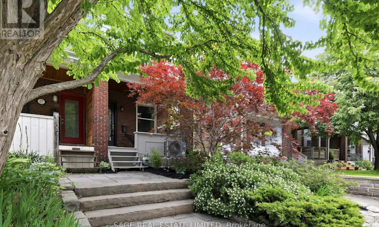 25 Lawlor Avenue