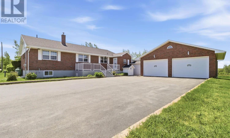 21 Hillcrest Lane