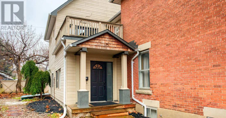 1 - 1-272 Royal Avenue, Ottawa, ON, K2A 1T5 - 2