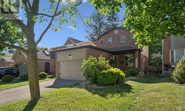 84 Cassander Crescent