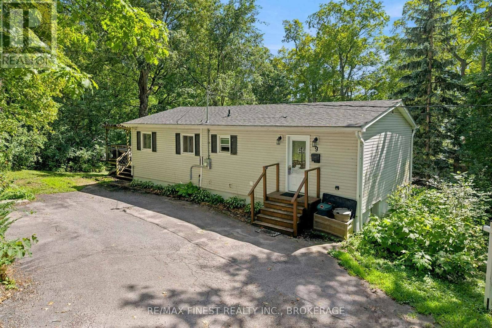 9 Mallard Lane, Kingston, ON, K7K 5E2