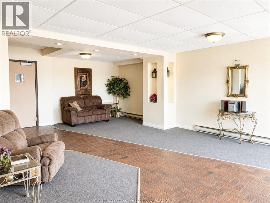 101-2565 Lauzon Road, Windsor, ON, N8T 2Z5 - 3
