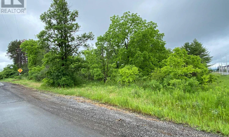 LOT-1 Madawaska Boulevard