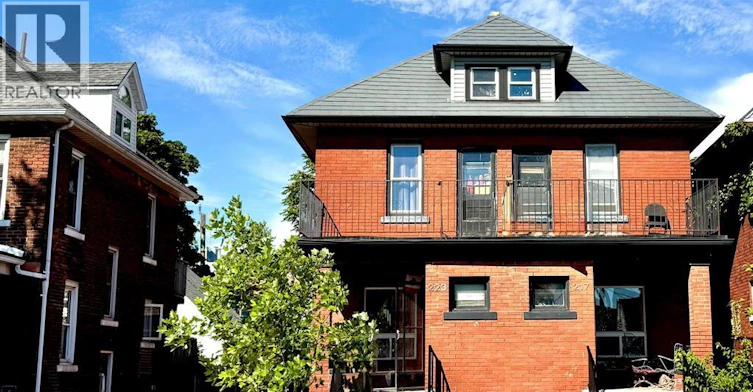 223 Gladstone Avenue, Windsor, ON, N9A 2P6