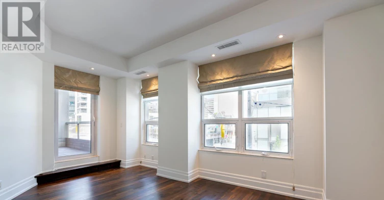 202-68 Yorkville Avenue, Toronto, ON, M5R 3V7 - 21