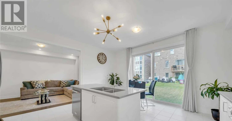 220 Seaview Heights, East Gwillimbury, ON, L9N 0S3 - 8