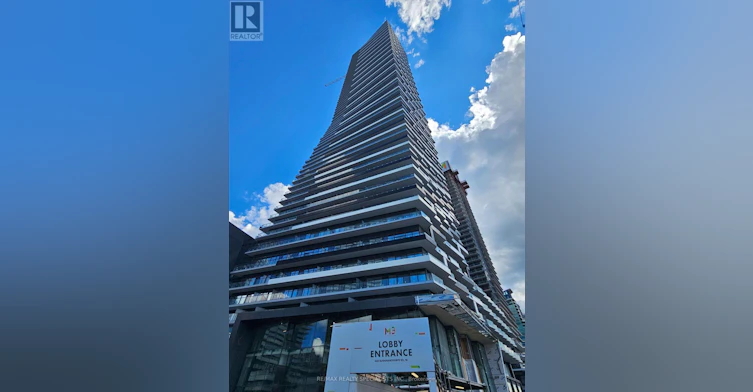 3810-448 Burnhamthorpe Road W, Mississauga, ON, L5B 0R4