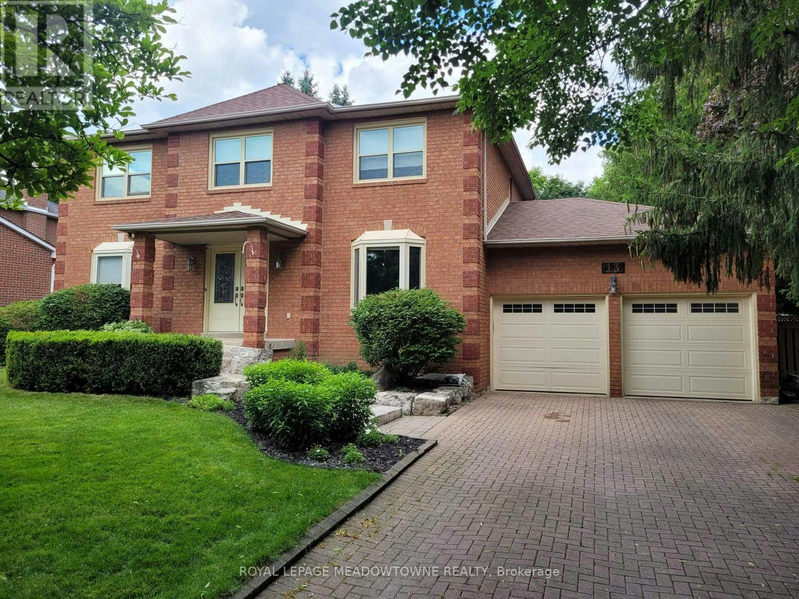 13 Mckee Drive, Caledon, ON, L7C 1G8