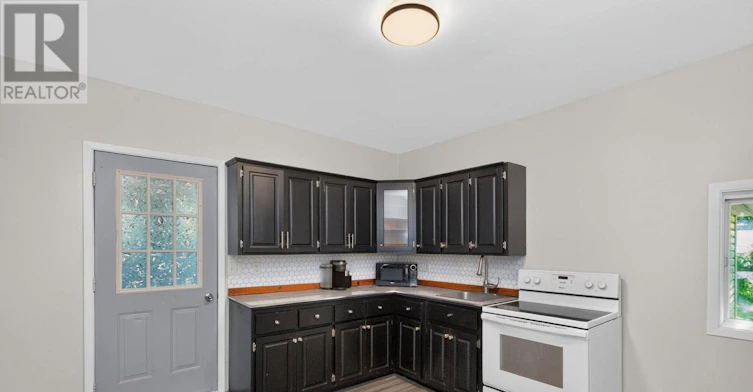647 Ottawa Street, Midland, ON, L4R 1B9 - 5