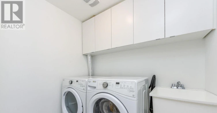 19 Salvador Allende Court, Toronto, ON, M6G 0A3 - 19