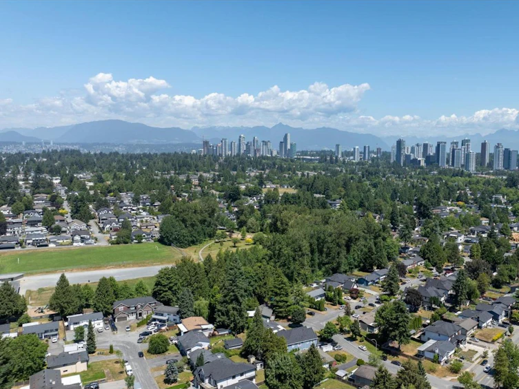 12973 Glengarry Crescent, Surrey, BC, V3V 1S9 - 38