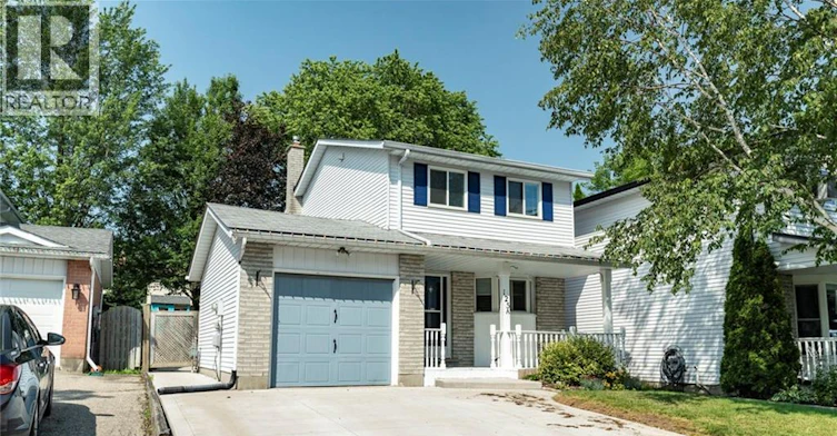 A-125 Cornerbrook Crescent, Waterloo, ON, N2V 1L3 - 2