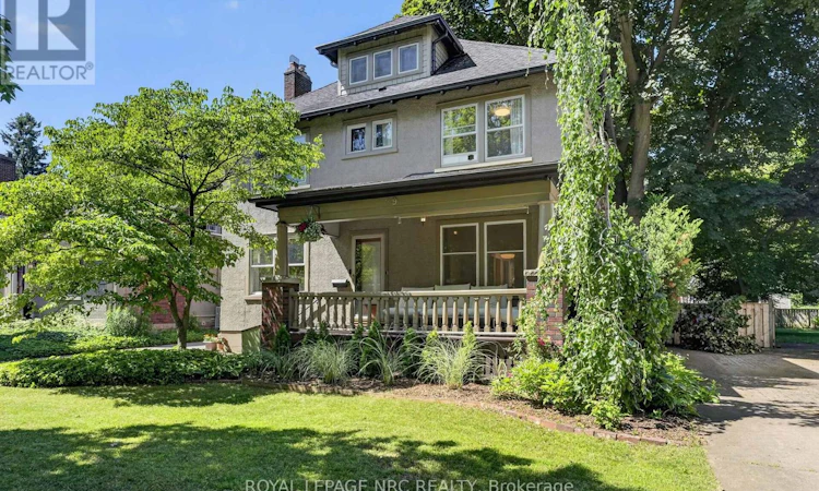 9 Thairs Avenue