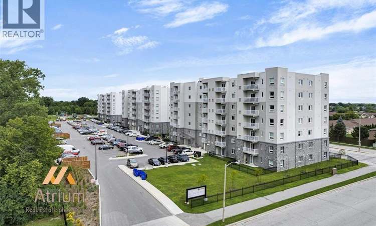 106-1675 Banwell Road