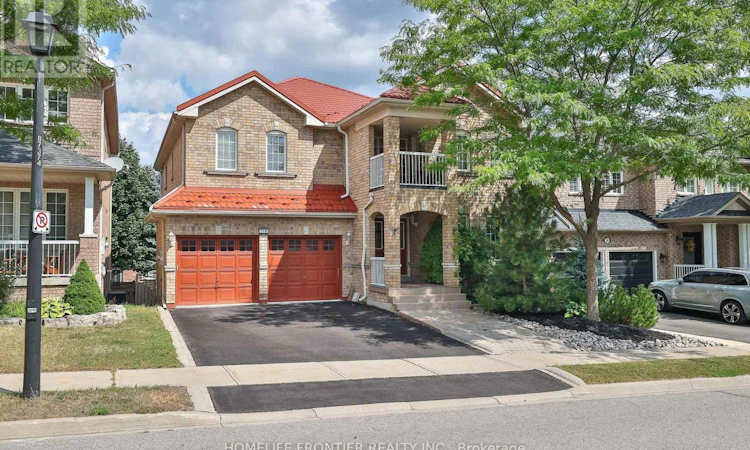 110 Red River Crescent