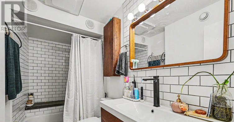 10 Cassidy Road, Ottawa, ON, K2H 6J8 - 15