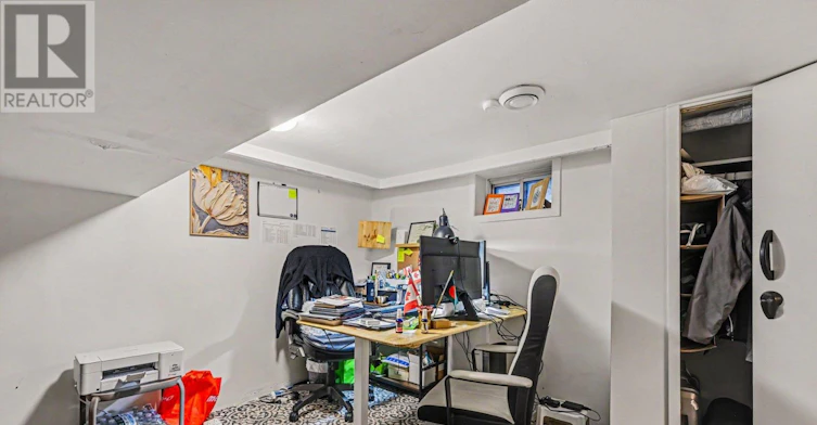 10 Cassidy Road, Ottawa, ON, K2H 6J8 - 21