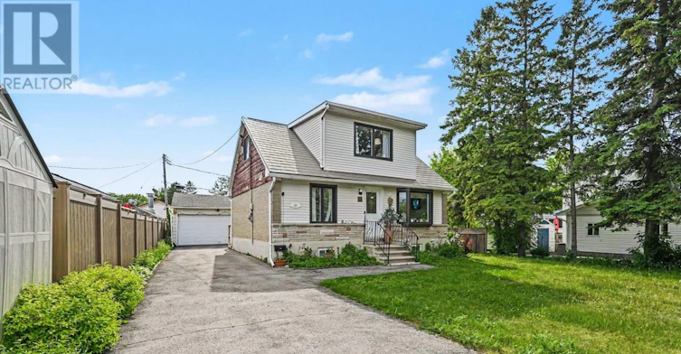10 Cassidy Road, Ottawa, ON, K2H 6J8 - 4