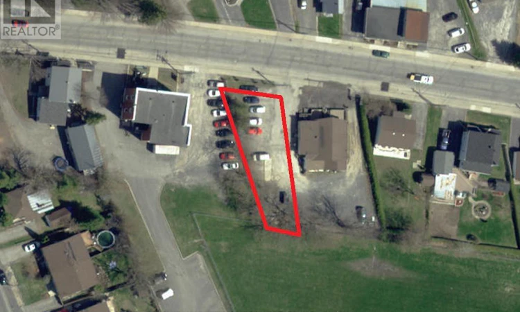 00 Lot 5 Laurier Street