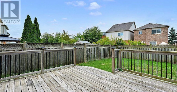 39 Robideau Place, Whitby, ON, L1R 3G6 - 40