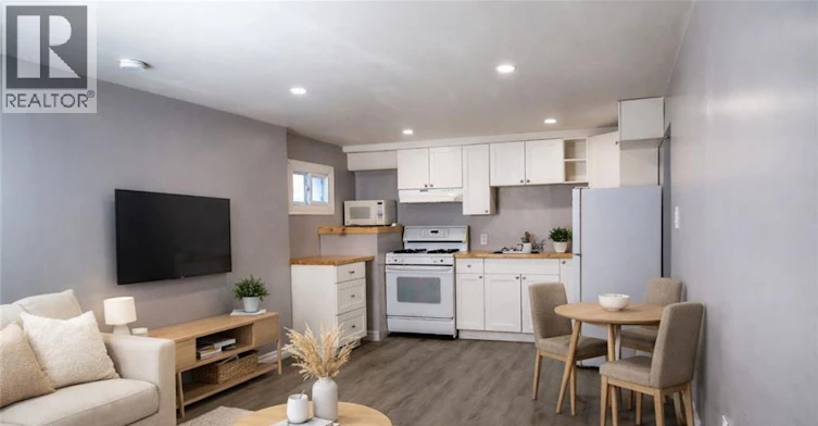 Lower-106 South Street E, Aylmer, ON, N5H 1P8