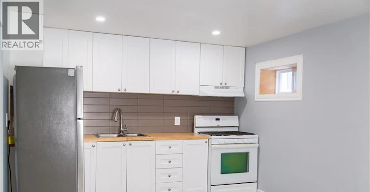 Lower-104 South Street E, Aylmer, ON, N5H 1P8 - 11