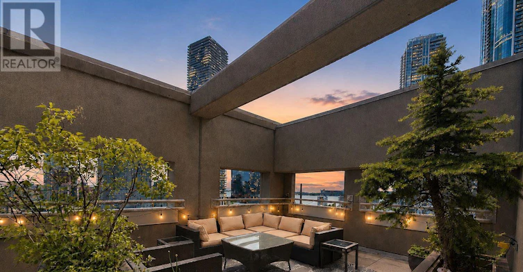 1718-25 The Esplanade, Toronto, ON, M5E 1W5 - 2