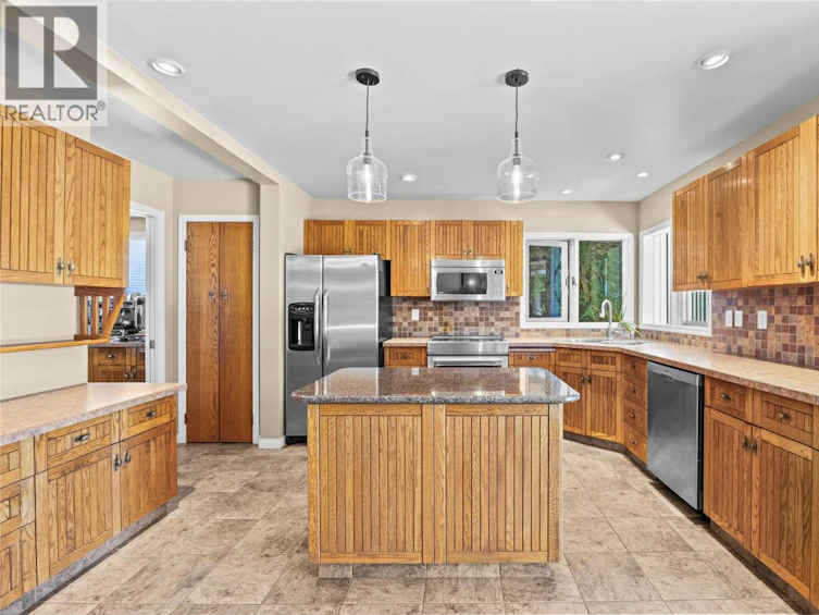 104 Heather Place, Penticton, BC, V2A 8B3 - 14