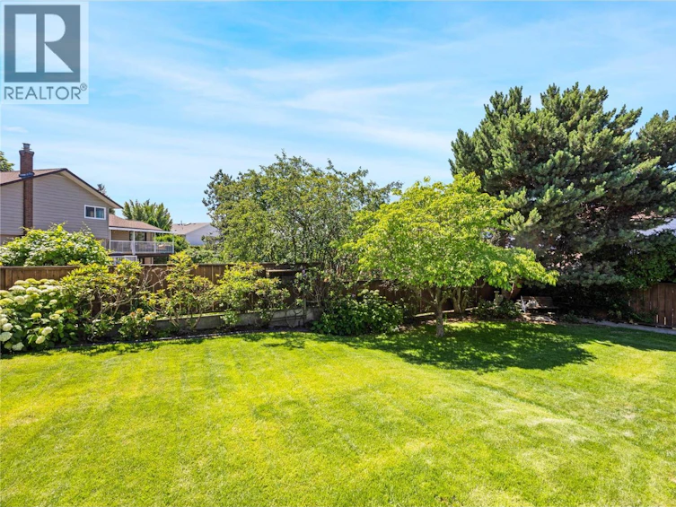 104 Heather Place, Penticton, BC, V2A 8B3 - 55